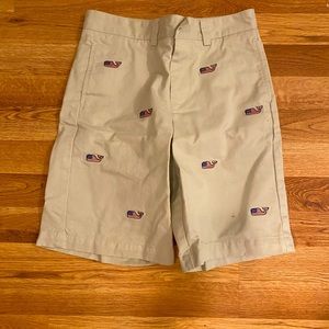 Vineyard Vine boys shorts